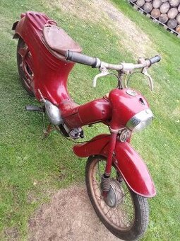 Jawa pionýr 555