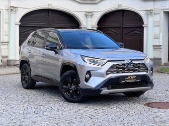 Toyota RAV4 2.5 HYBRID Style 131kW Automat 79tkm VVT-i Xenon