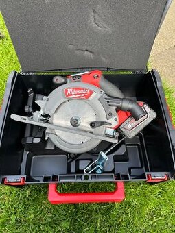 Okružní pila Milwaukee m18 (mafl)