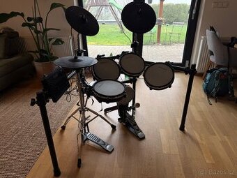 Elektronické bicí Millenium MPS-750X