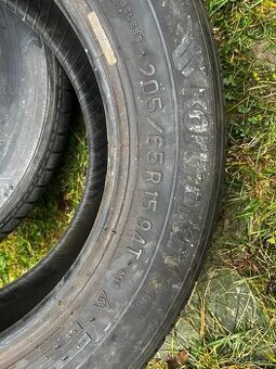 Zimní pneu 205/65r15 94t