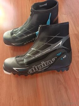Boty na běžky Alpina 39 nnn