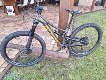 Trailové kolo Rocky Mountain Reaper + 2 sady kol 24“ + 26“