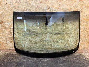 ČELNÍ OKNO AUDI Q7 4L