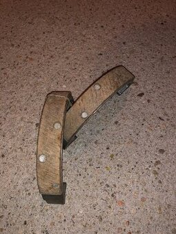 Jawa 50 05 20 21 23 pionýr mustang brzdové obložení pakny