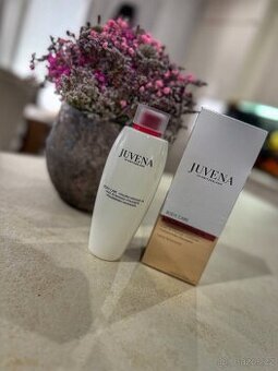 Hedvábně jemný revitalizační masážní olej JUVENA