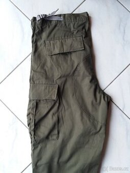 Pánské volnočasové kalhoty vel.L