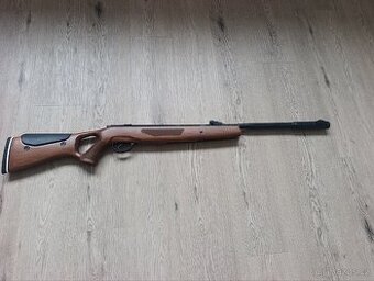 Vzduchovka 26 J Hatsan 65 , ořech, záruka do 6/2027