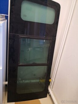 Posuvné okno Ford Transit PZ bok