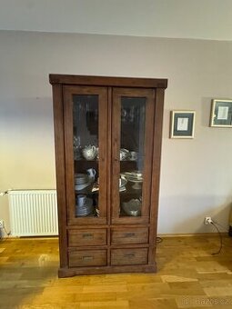 Prosklená vitrína / skleník – masiv, XXXLutz, levně