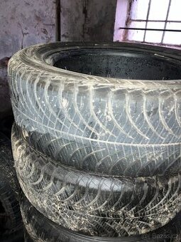2ks celoroční GOODYEAR VECTOR 4SEASONS 185/60R15