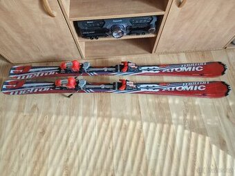 Lyže slalomky Atomic 9 Metron
