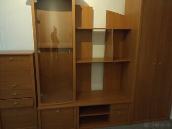 Prodam obyvaci stěnu