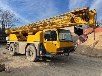 Autojeřáb Liebherr LTM 1030/2