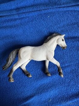 Schleich Camarque hřebec