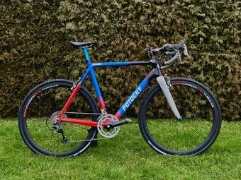 🔥 KARBONOVÁ ZAPLETENÁ SILNIČNÍ KOLA MAX1 (1150G) 🔥