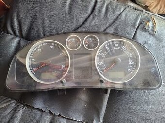 Budíky Passat B5.5 diesel