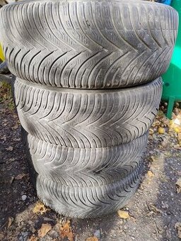 Zimní pneumatiky 205/55 r16 91h
