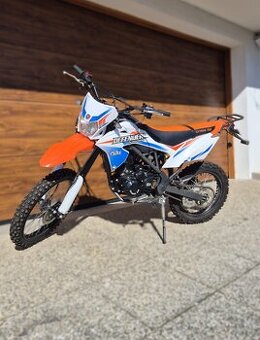 Prodám Defender 150ccm (4-takt) - Jako nový, (jen 500km)