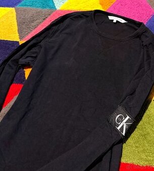 CK CAVIN KLEIN  PÁNSKÉ SLIM BAVLNĚNÉ TRIČKO LOGO  M💪🏽