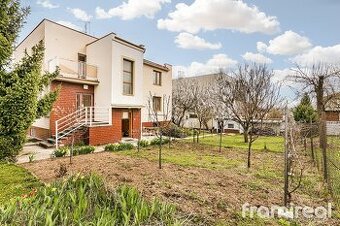 Prodej rodinného domu 250 m², pozemek 723m², Brno - Bohunice