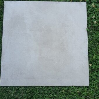 Prodám novou italskou venkovní dlažbu rozměrů 60x60x2
