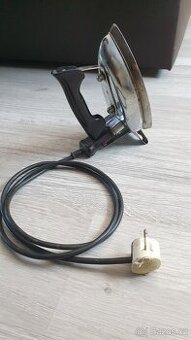 Retro žehlička