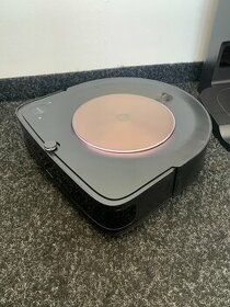 robotický vysavač iRobot Roomba s9+ - pouze vyzkoušený