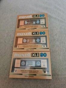 3 ks kazet Maxell XL II