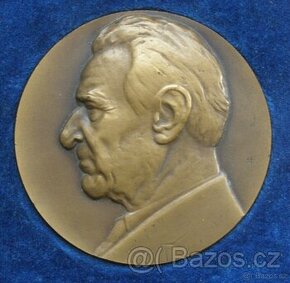 Medaile Ludvík Svoboda; etue; autor Straka 1968 - 1