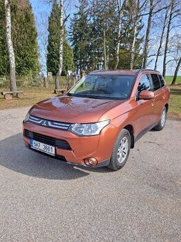 Mitsubishi Outlander 2.2 DI-D, 4X4, r.v. 2013