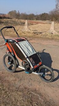 Thule Chariot Cross (pro 1 dítě) pronájem