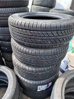 NOVÉ CELOROČNÍ PNEU 215/65 r16 - ACHILLES