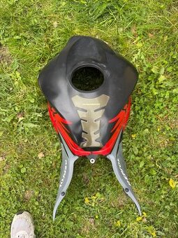 Honda cbr 600rr 2007 plasty - 1