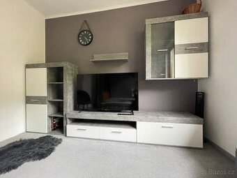 TV stěna