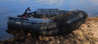 Člun Mboat 320 AWD