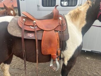 Kvalitní westernové sedlo Triple W platinum equiflex kostra