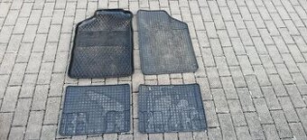 koberečky gumove koberce do Felicie