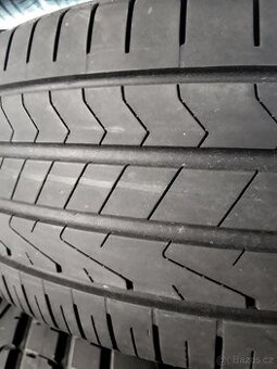 2ks letních pneu 235/60 R18 Hankook