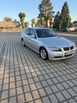 Prodám BMW e90 325ix
