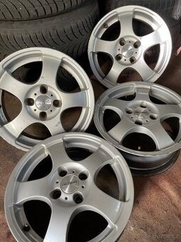 Alu disky R15