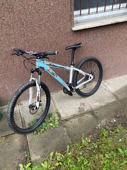 Dámské horské kolo Specialized