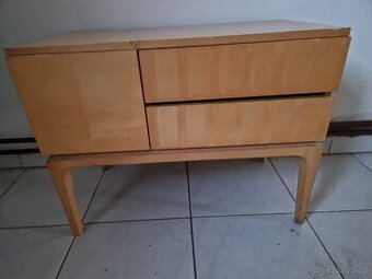 Retro skříňka.