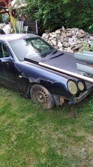 Rychlý prodej dílů z Mercedes W210