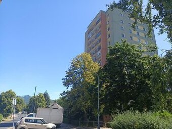 Pronájem bytu 2+1L, Skřivánek,-centrum ul. Stará, 3.p. OV