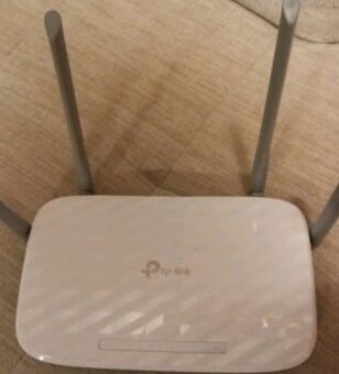 WiFi router tp-link AC1200 - 1
