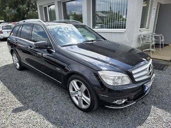 Mercedes-Benz Třídy C 320CDI Panorama Harman&Kardon