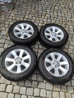 Prodám orig alu 16 Vw Tiguan 5x112 ET 33 pneu 215/65/16
