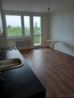 Pronájem bytu v Kutné Hoře 1+1 s balkonem