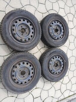 Zimní pneumatiky Barum Polaris 5 185/65 R15